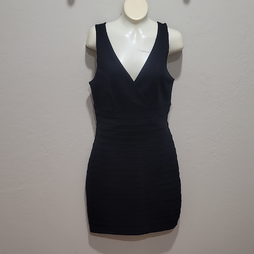 Express Black Bodycon Mini Dress V-Neck Sleeveless